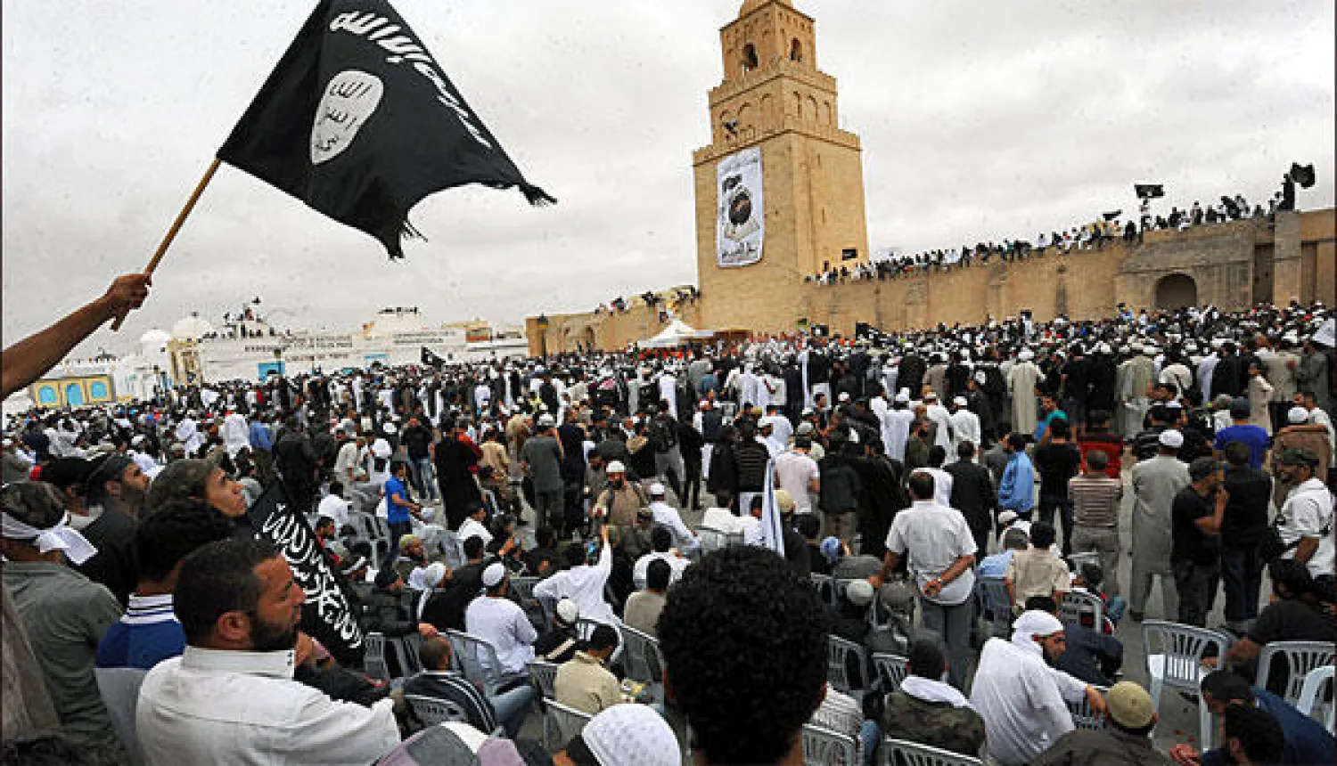 صورة ارشيفية لاحدى التجمعات السابقة ل «أنصار الشريعة»