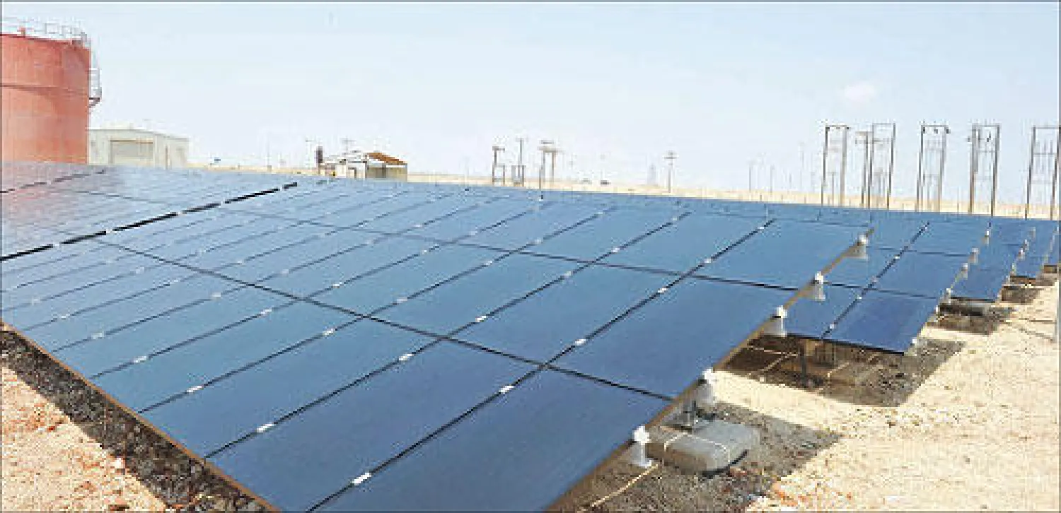 يرجح خبراء أن يجري استثمار الجزء الأكبر من الطاقة الشمسية في الشرق الأوسط لإنتاج الكهرباء ({الشرق الأوسط})