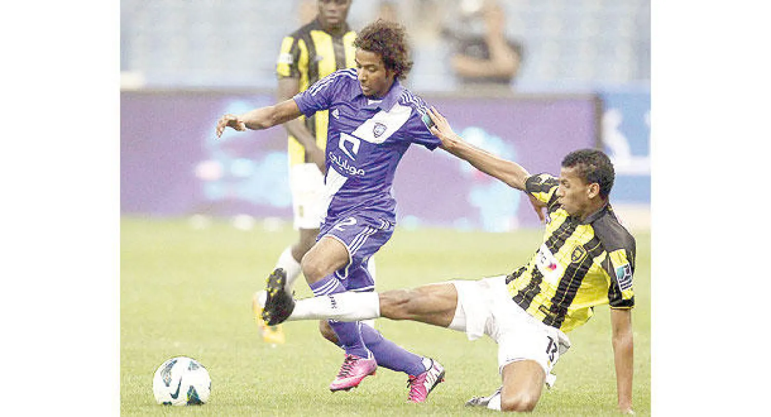 جانب من مباراة سابقة بين الاتحاد والهلال