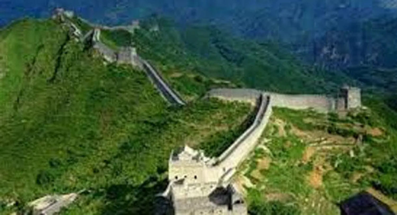 الصين تتخطى أميركا كأكبر دولة في تجارة السلع بالعالم