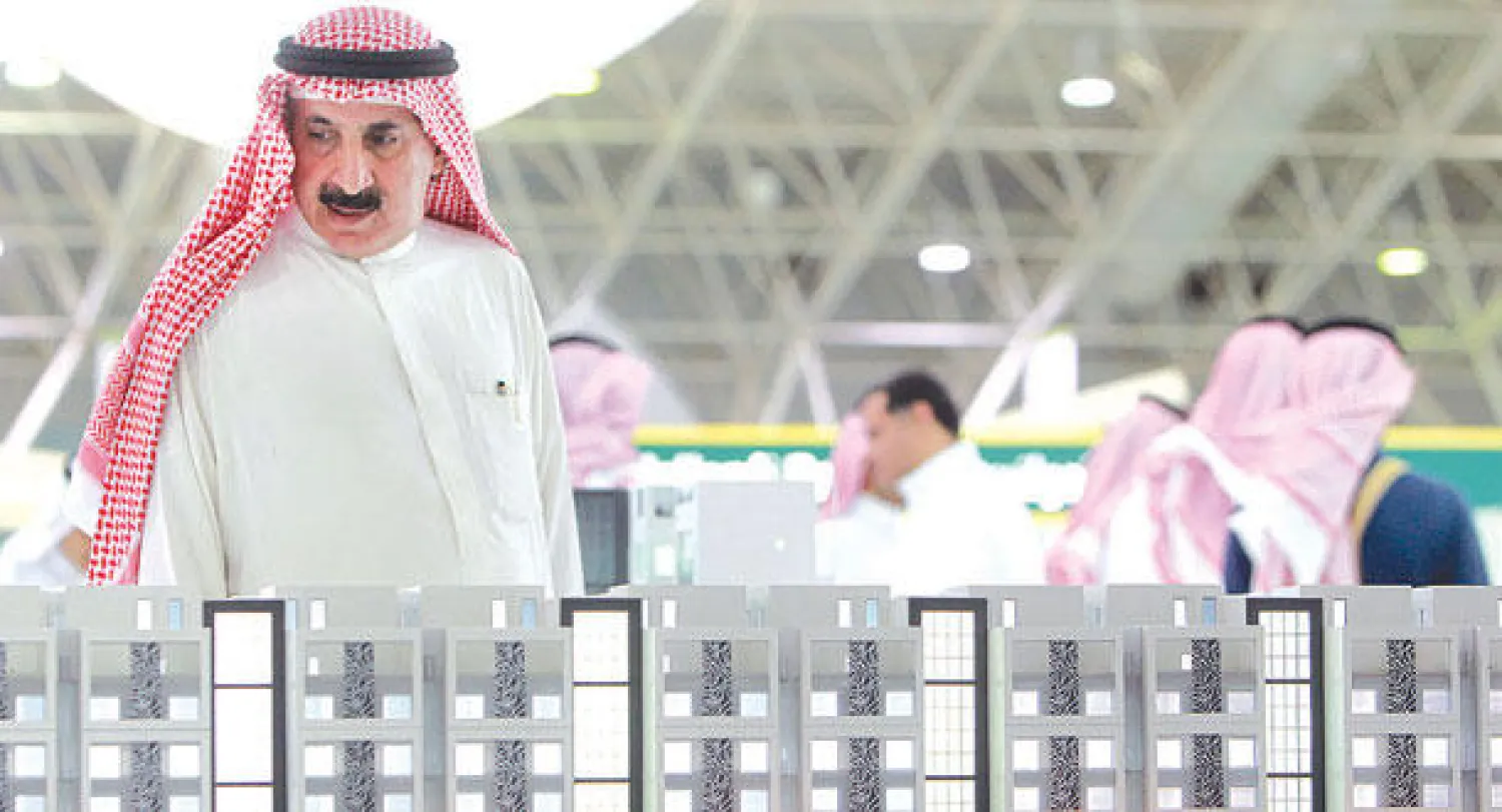 يمثل امتلاك المنزل تحديا لوزارة الإسكان التي تسعى إلى تنفيذ المشاريع والاستراتيجيات تلبية لحاجة البلاد (تصوير: خالد الخميس)