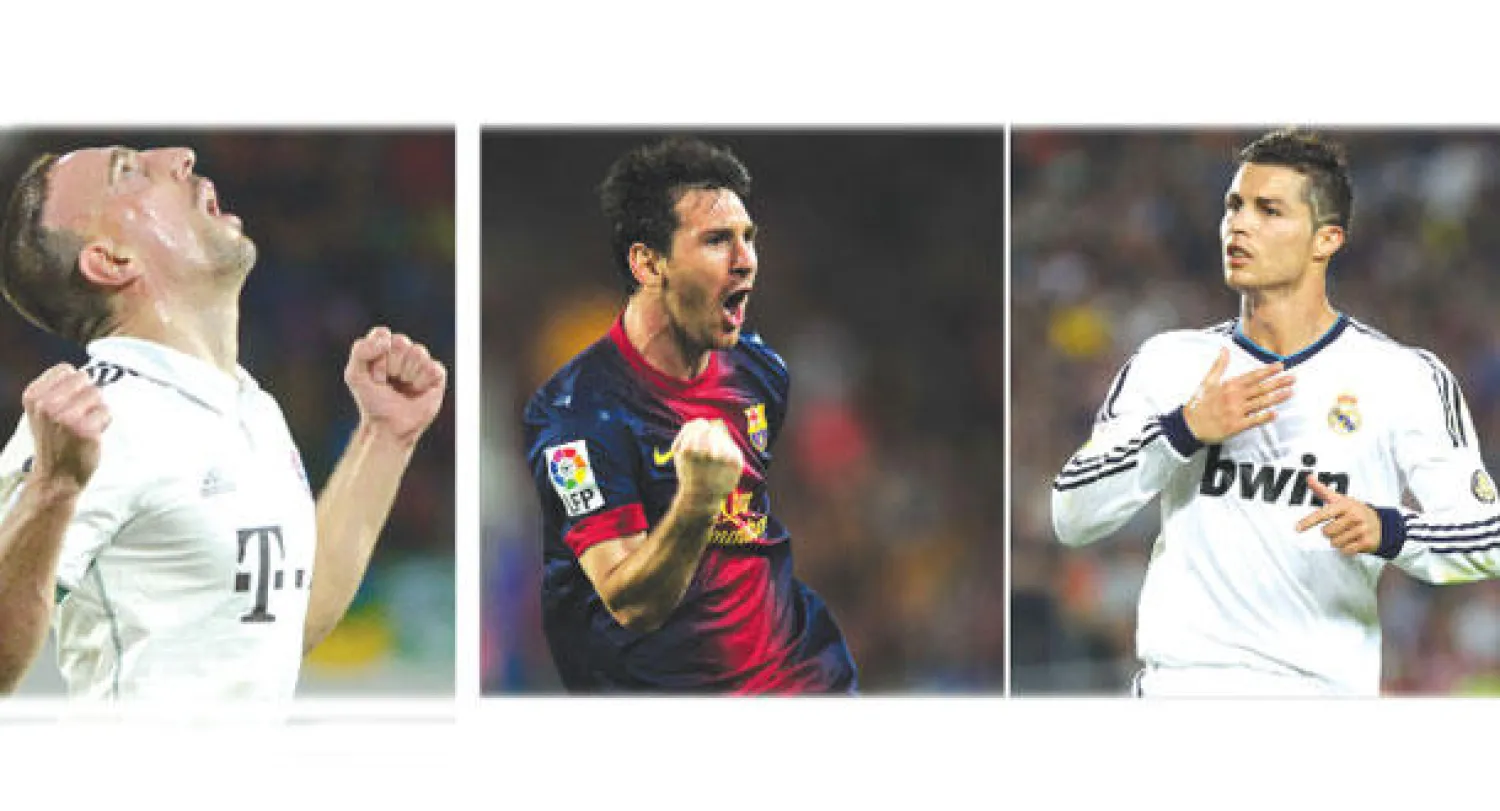 رونالدو وميسي وريبيري ثلاثي يتسابق للفوز بالكرة الذهبية (أ.ف.ب)