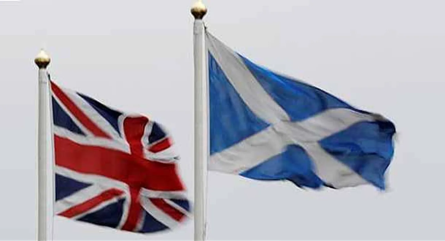 بريطانيا تتعهد بدفع ديونها الحكومية قبل استفتاء أسكوتلندا