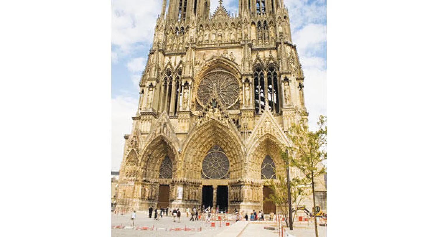 كاتدرائية نوتردام في باريس