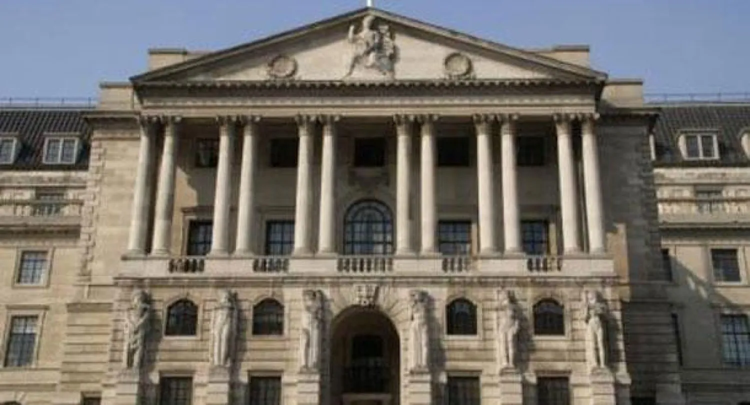 التضخم في بريطانيا يتراجع إلى المستوى المستهدف للبنك المركزي