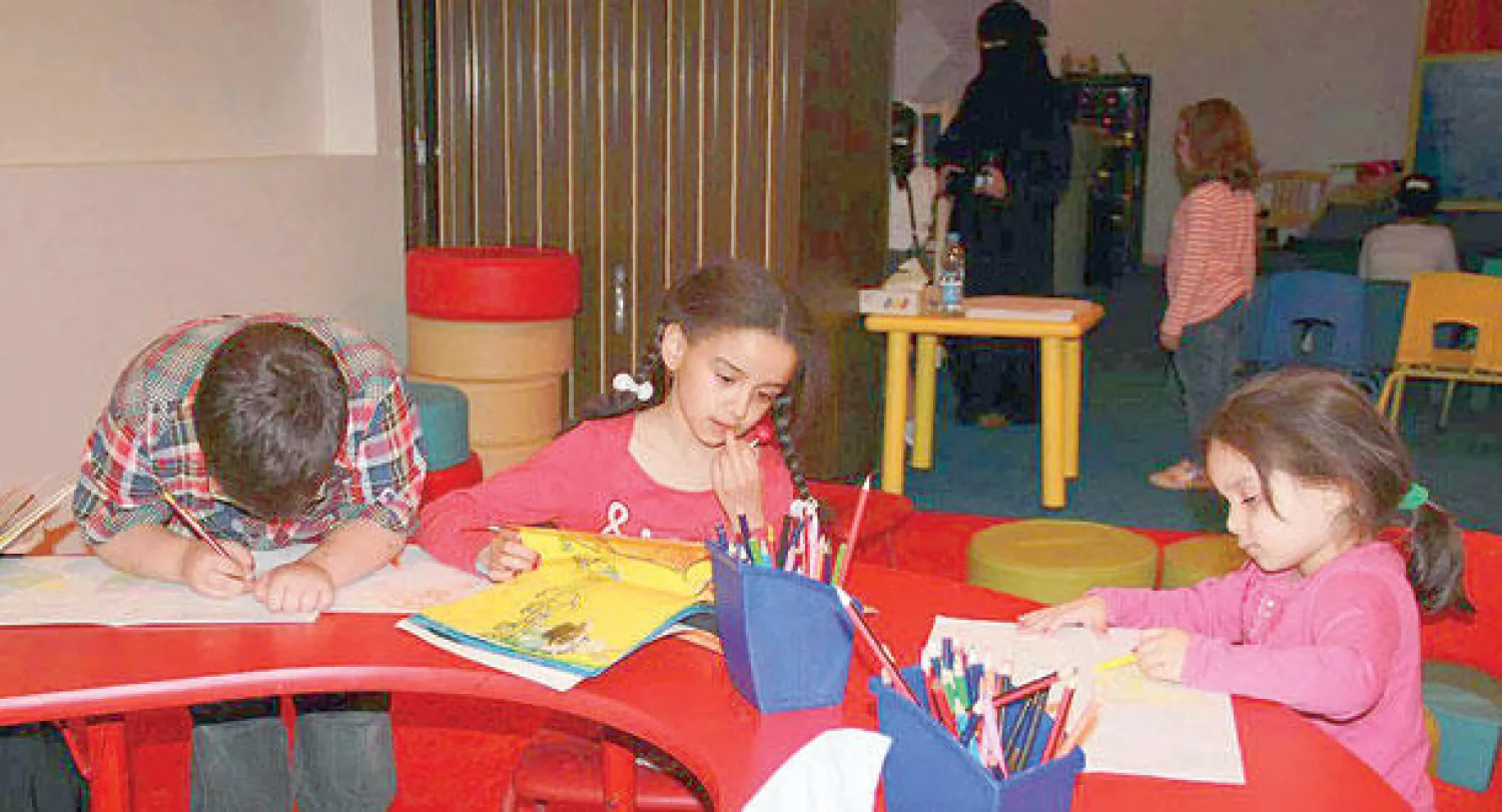 أطفال في مدرسة دولية وقت استراحتهم («الشرق الأوسط»)