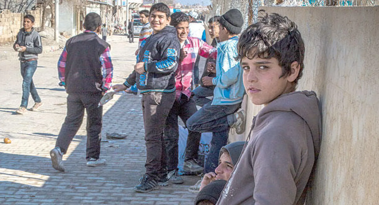 سوريون عالقون على الحدود مع تركيا («الشرق الأوسط»)