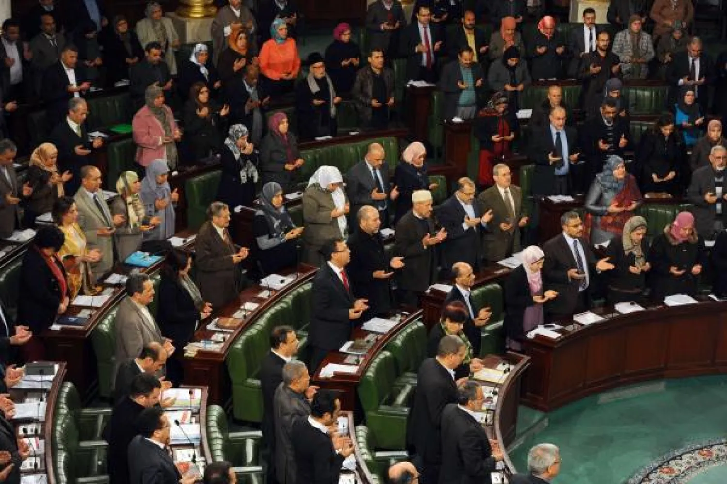 البرلمان التونسي يصوت غدا على الدستور الجديد