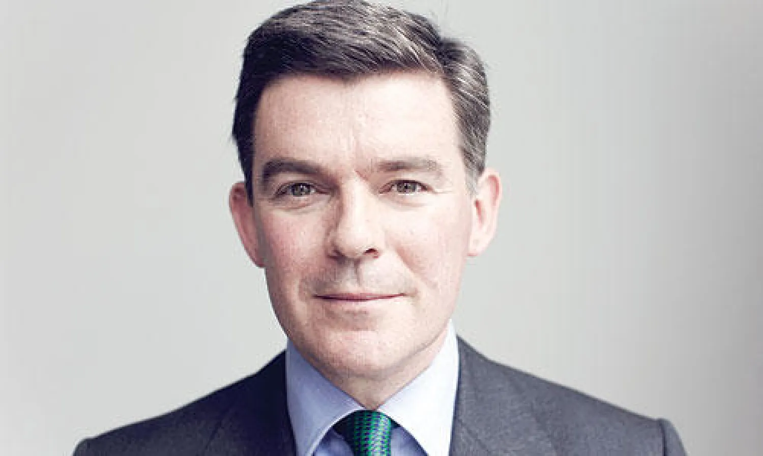 هيو روبرتسون