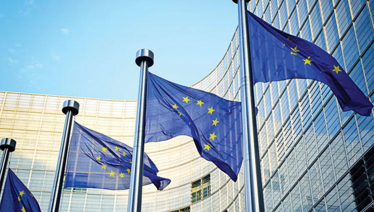 بروكسل: لا تناقض بين النمو واتفاق طموح حول التغير المناخي