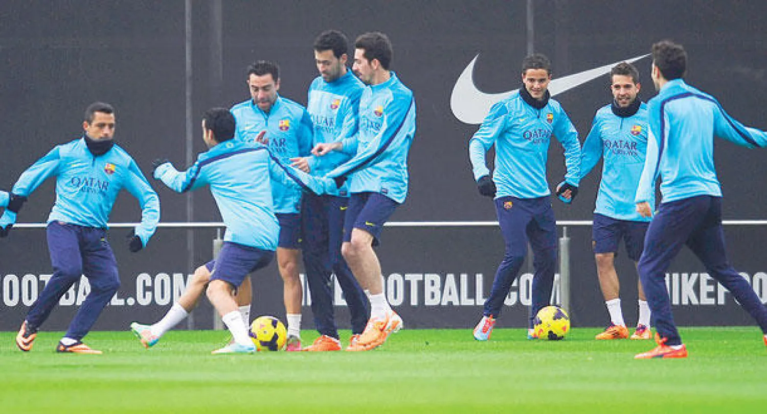 برشلونة يدرك أن الخطأ ممنوع أمام ملقة (أ.ب)