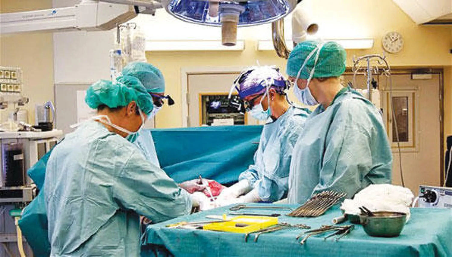 وضع جنين داخل امرأة سويدية