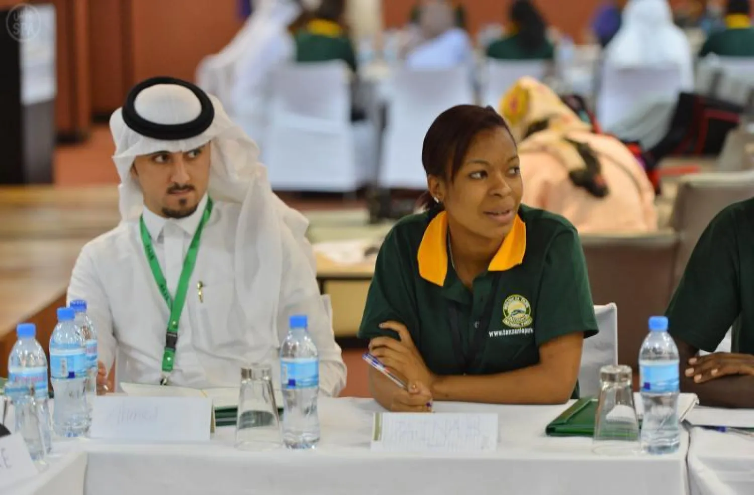 سعوديون وتنزانيون يدعون لإدارج المحافظة على الكائنات الحية في مناهج التعليم