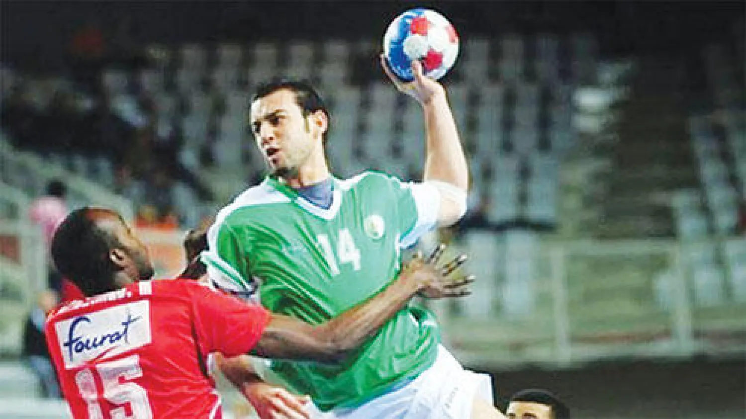 جانب من مباراة الجزائر وتونس في نهائي كأس أفريقيا لليد