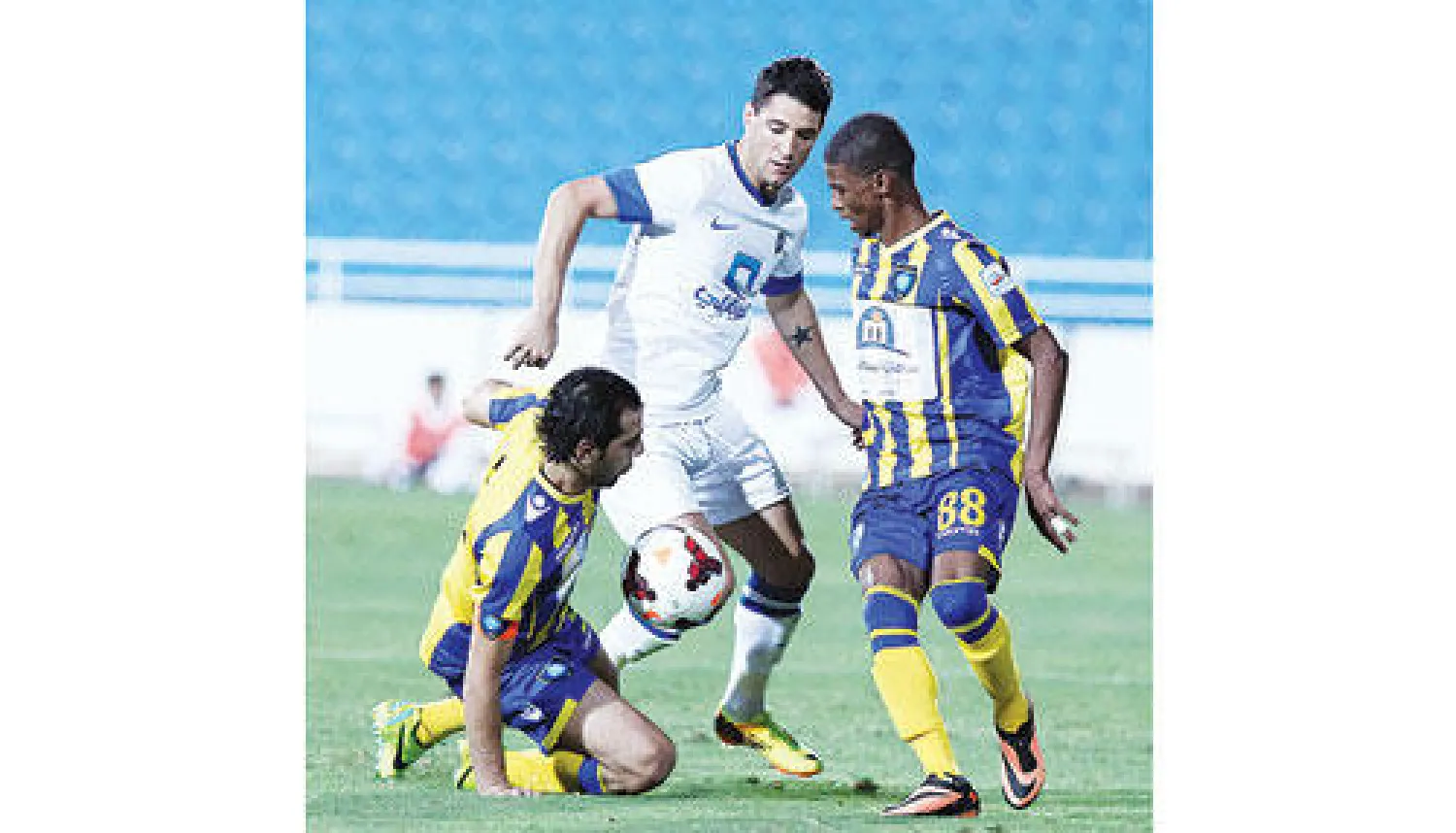 الهلال والتعاون في لقاء سابق