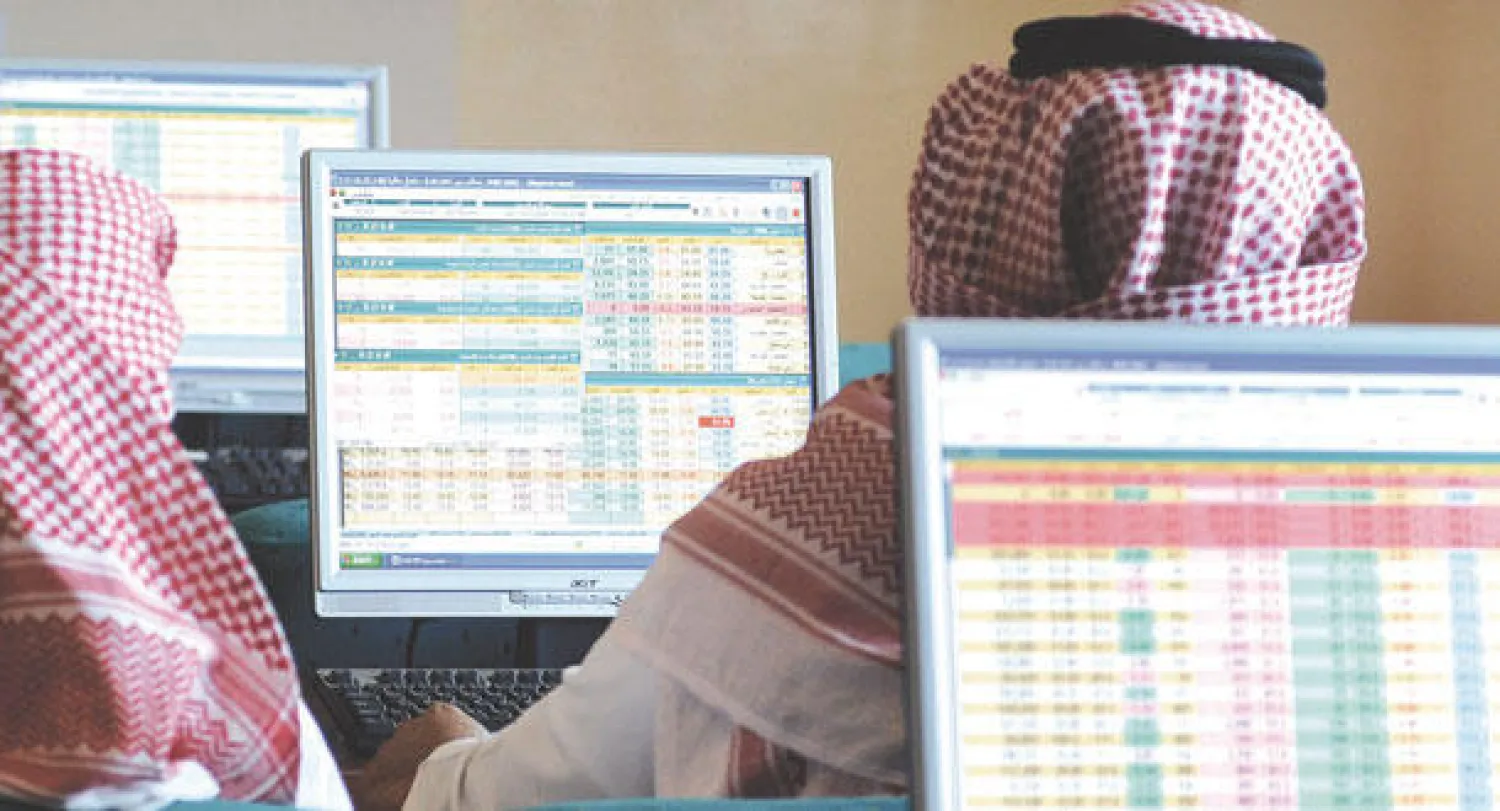 مؤشر سوق الأسهم السعودية أغلق أمس عند مستويات 8704 نقاط. («الشرق الأوسط»)
