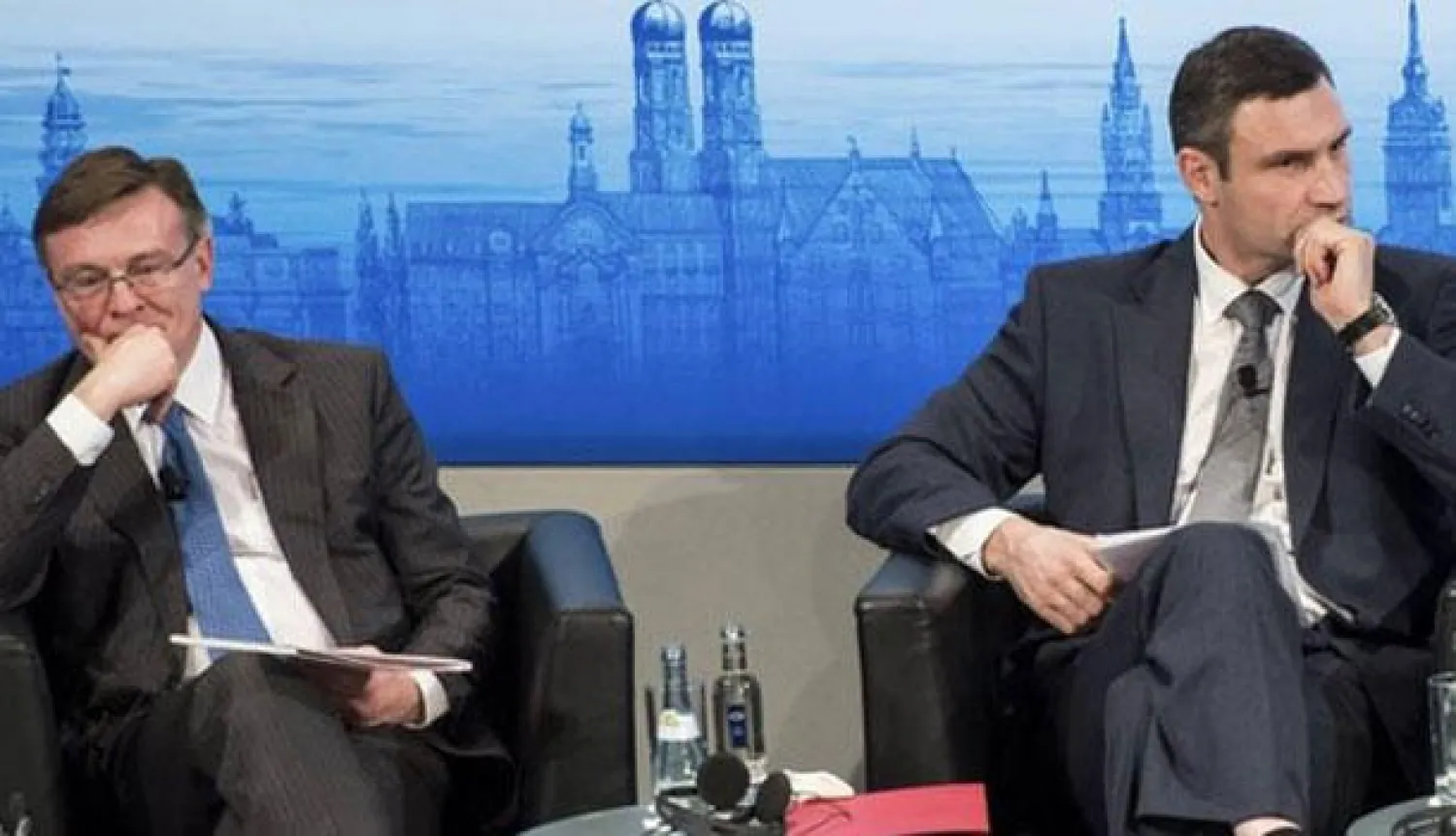 مواجهة بين وزير خارجية أوكرانيا وزعيم معارض في ميونيخ