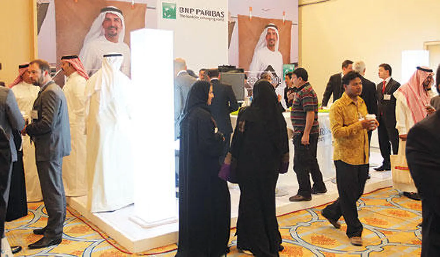 تعد المشاريع الصغيرة واحدة من ركائز أي اقتصاد عالمي ناجح.. وفي الصورة أحد المنتديات الداعمة لنشاط رواد الأعمال («الشرق الأوسط»)