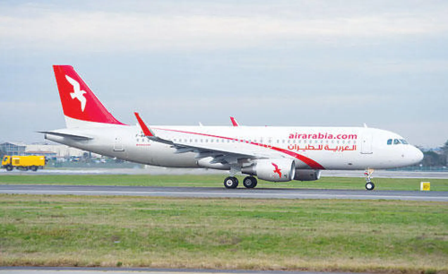 إحدى طائرات «العربية للطيران» («الشرق الأوسط»)