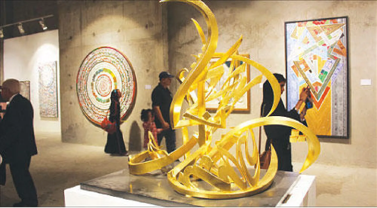 عمل للفنان نجا مهداوي (تصوير: منية زقزوق)