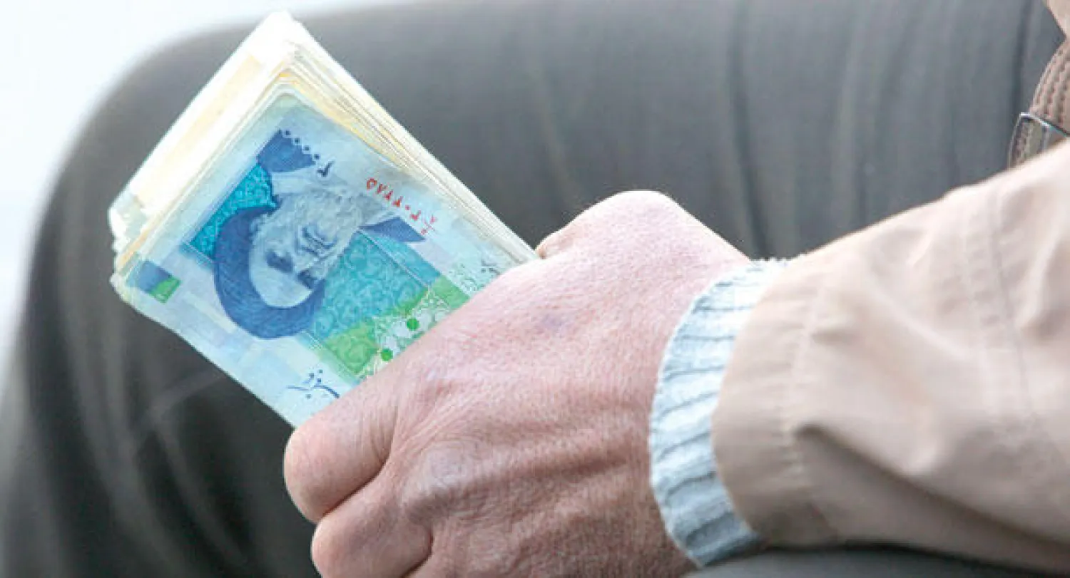 تلقى المصرف المركزي الإيراني أول دفعة من الأصول الإيرانية بقيمة نحو 550 مليون دولار، من الأصول المجمدة البالغة 4.2 مليار دولار (أ.ب)