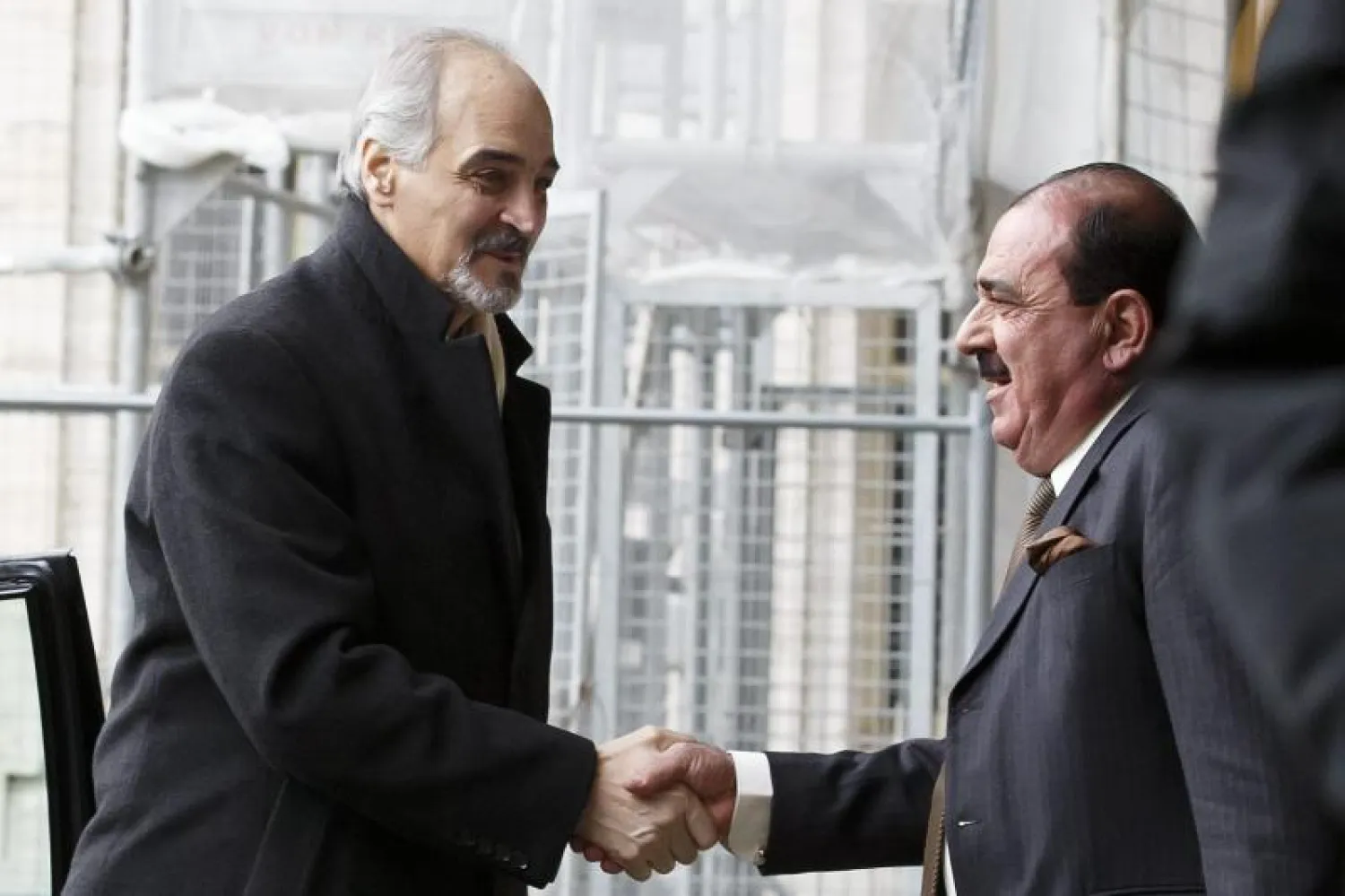 جلسة مشتركة بين وفدي النظام والمعارضة السوريين في جنيف