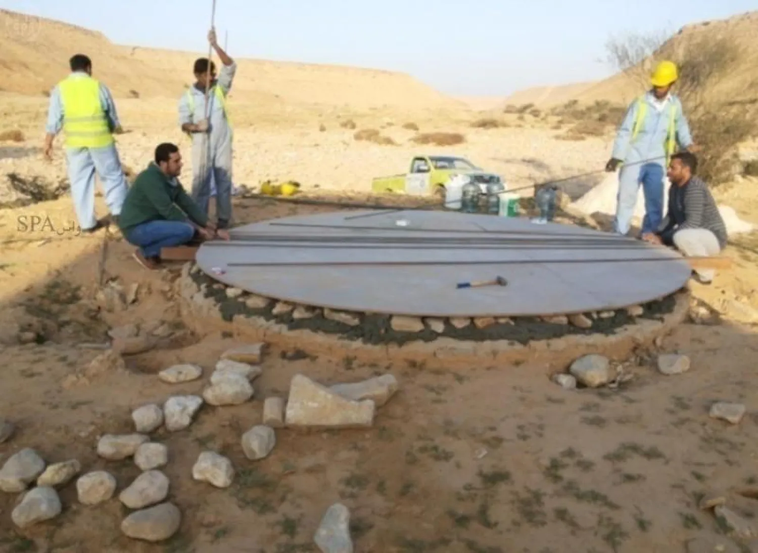 العاصمة السعودية تردم 28 بئرأ مكشوفة