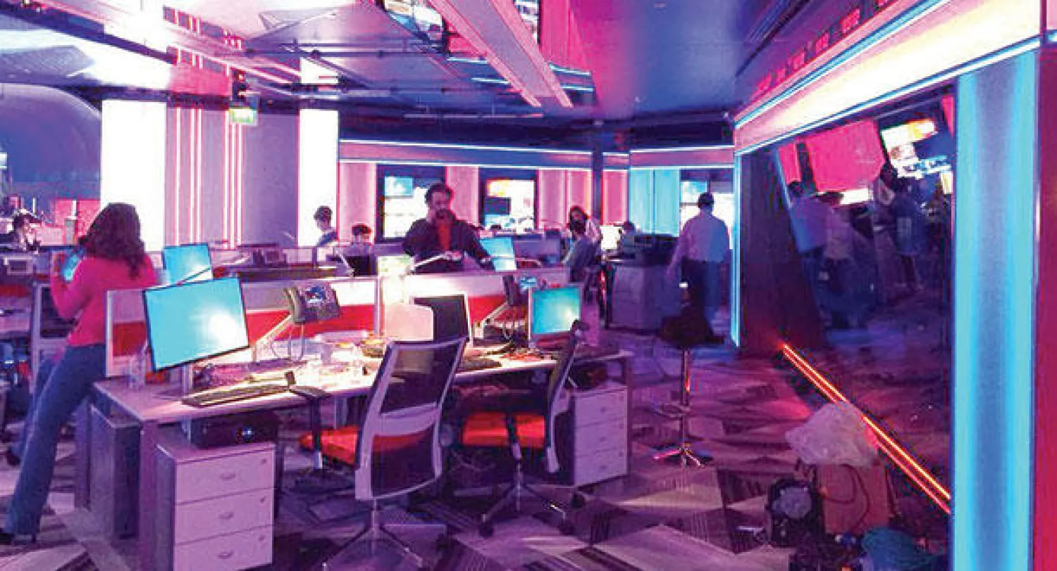 داخل ستديوهات العربية