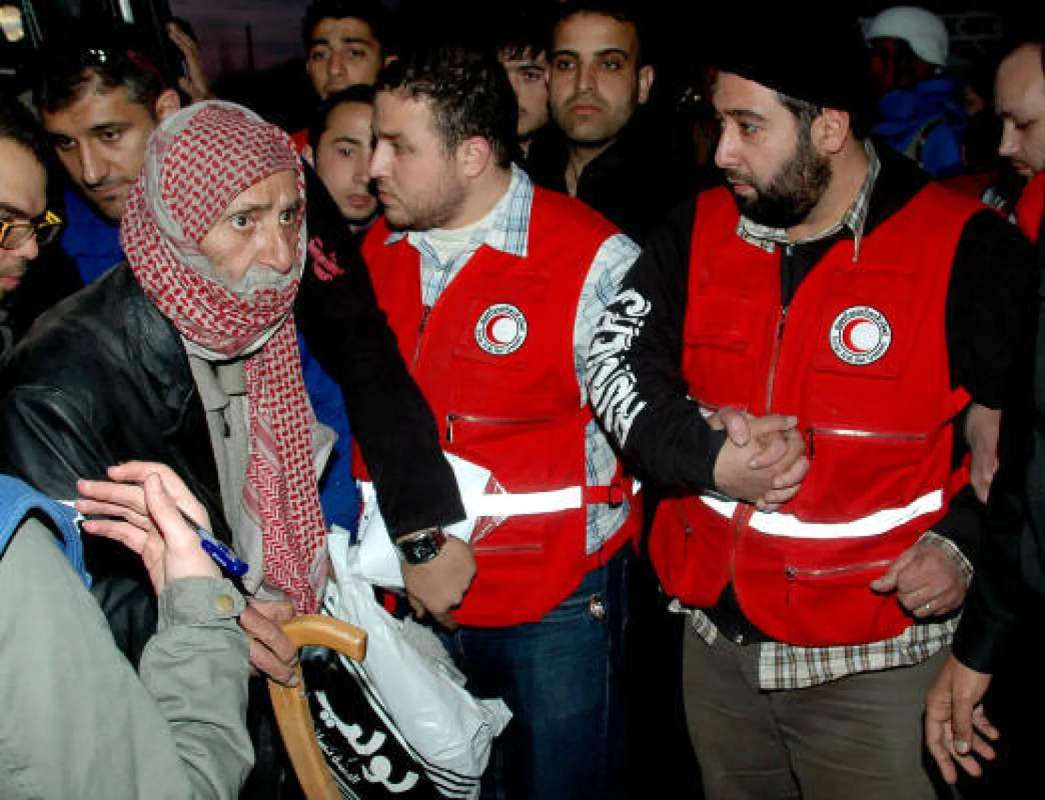 الهلال الأحمر السوري مستعد لإجلاء المدنيين من حمص القديمة