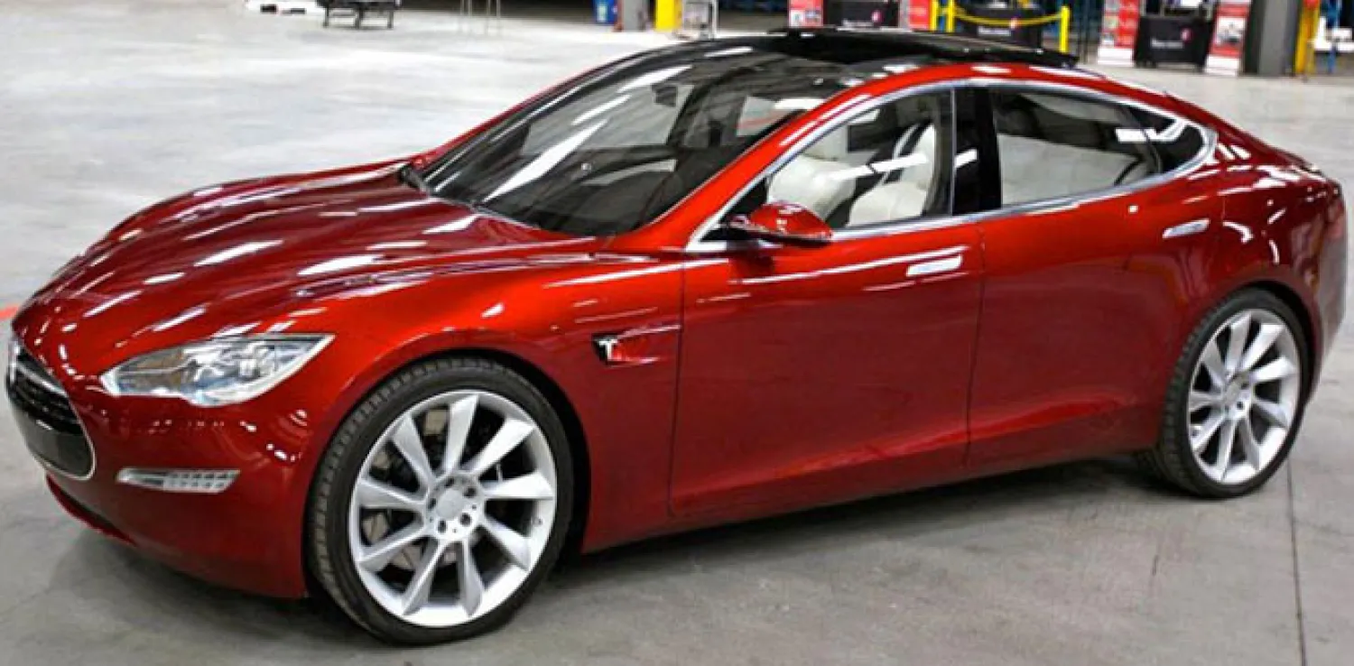 تيسلا «إس» الكهربائية هل تصبح نموذجا لسيارة المستقبل؟