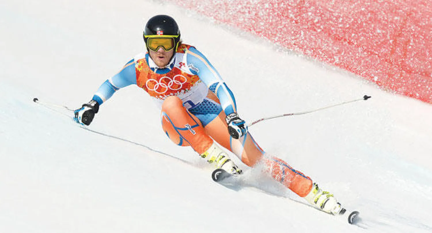 النرويجي يانسرود يتقدم سباق التعرج الألبي الطويل ليحرز الذهبية (إ.ب.أ)