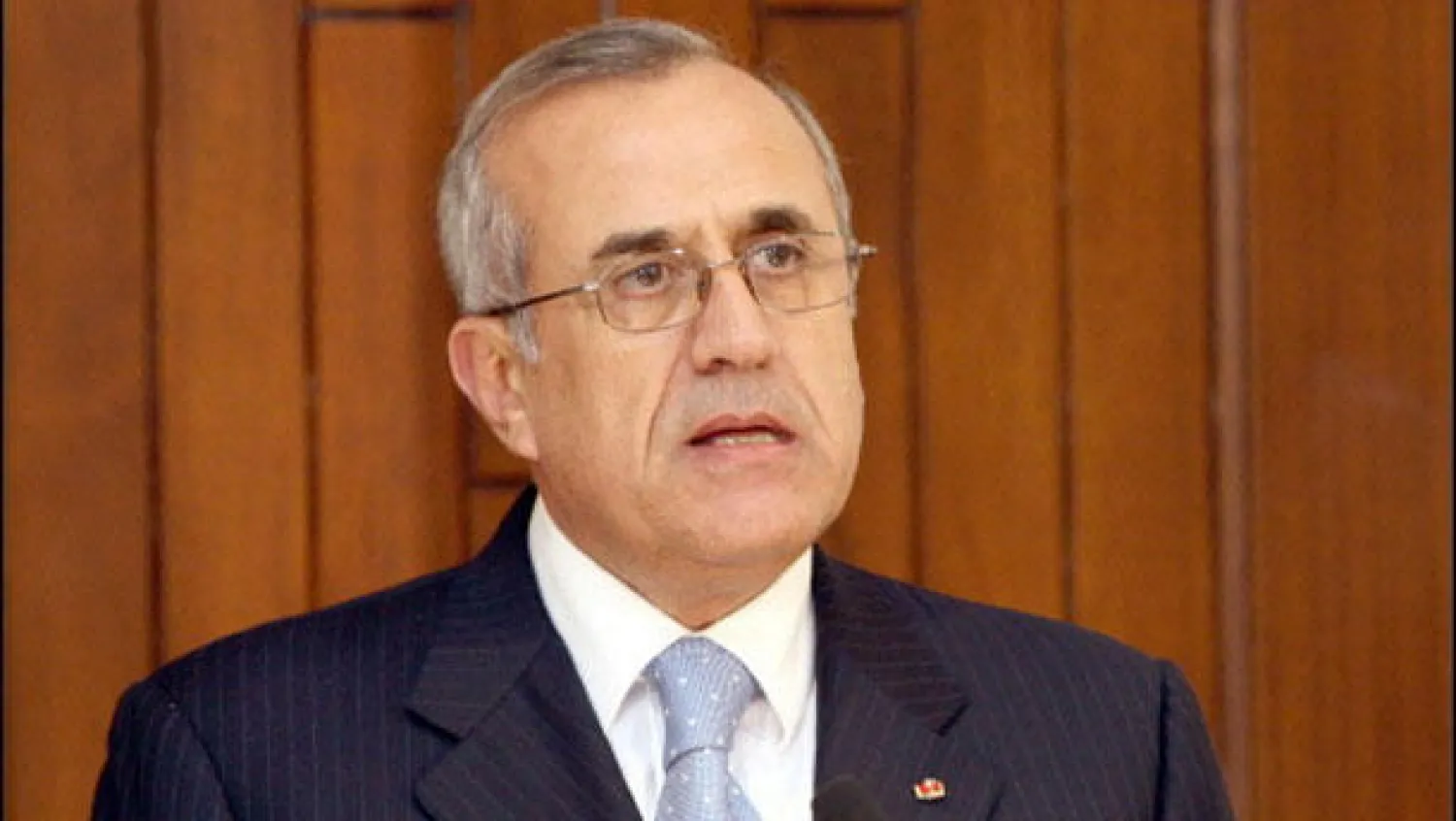 سليمان يدعو اللبنانيين إلى التضامن بوجه المخططات الإرهابية