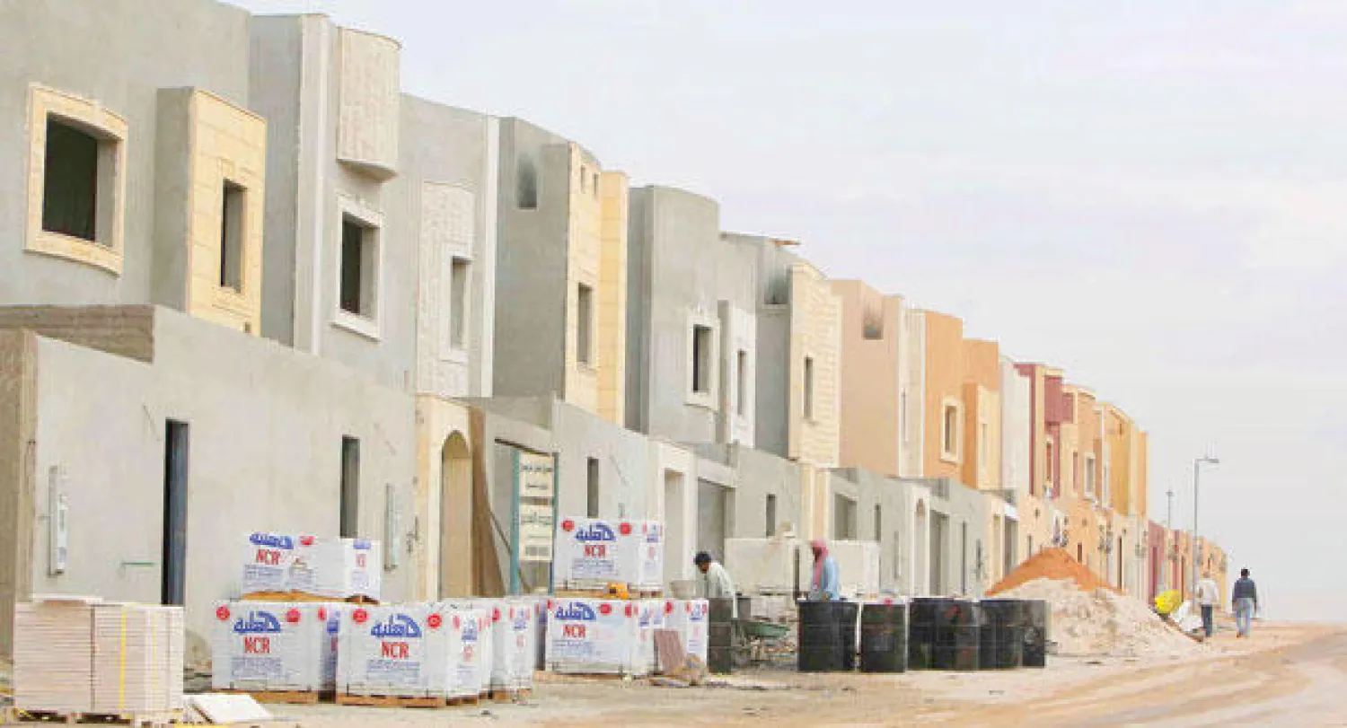 توسعة المصانع وزيادة الطاقة الإنتاجية لها يأتي انسجاما مع الطلب المتنامي على الأسمنت  في البلاد  («الشرق الأوسط»)