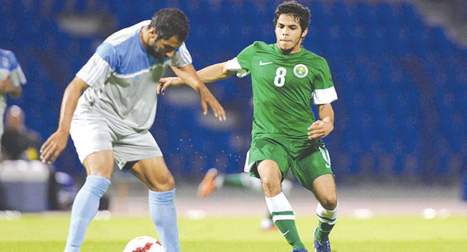 من مباراة المنتخب السعودي والنهضة أول من أمس