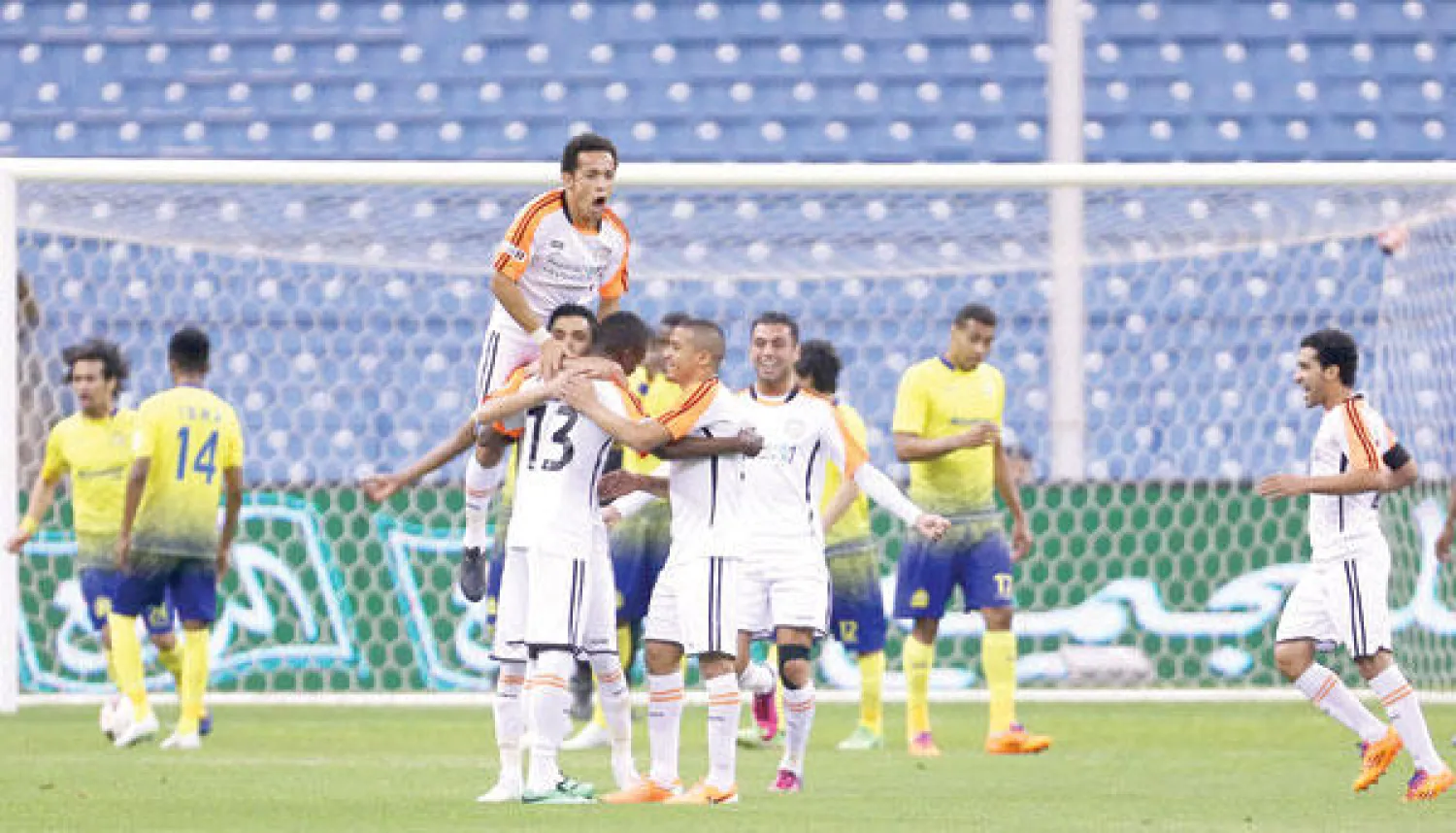 الشباب فاز على النصر بعد مباراة عصيبة وتأهل لملاقاة الهلال في دور الثمانية من كأس الأبطال (تصوير: عبدالعزيز النومان)