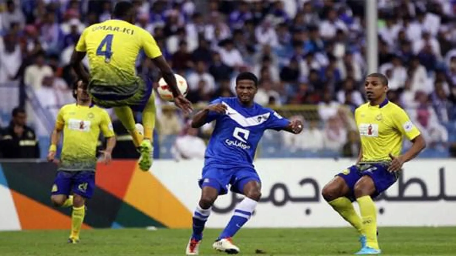 «دوري جميل» يعود بعد غياب قرابة شهر بـ 11 لاعبا موقوفا