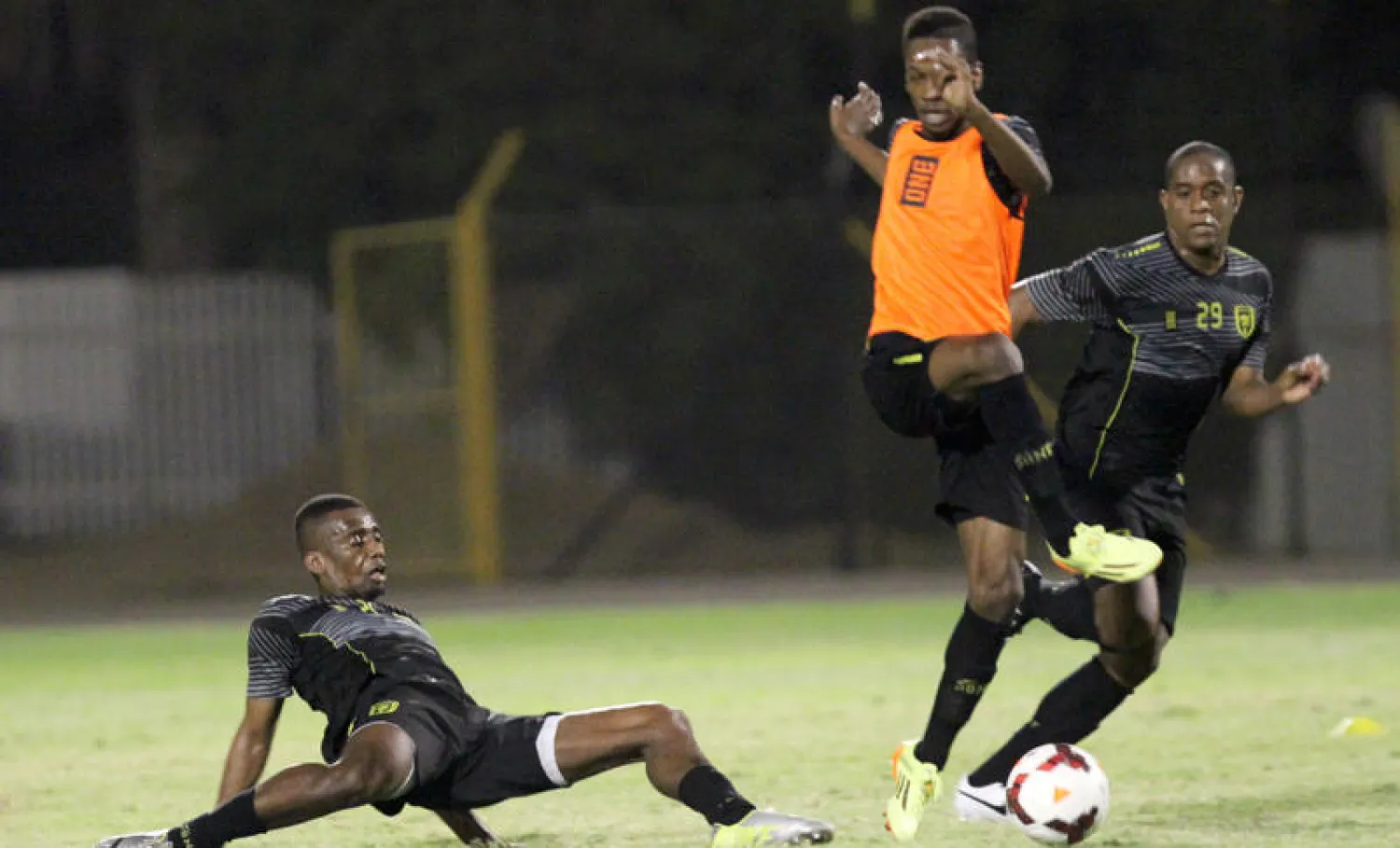 جانب من تدريبات الاتحاد اليوم