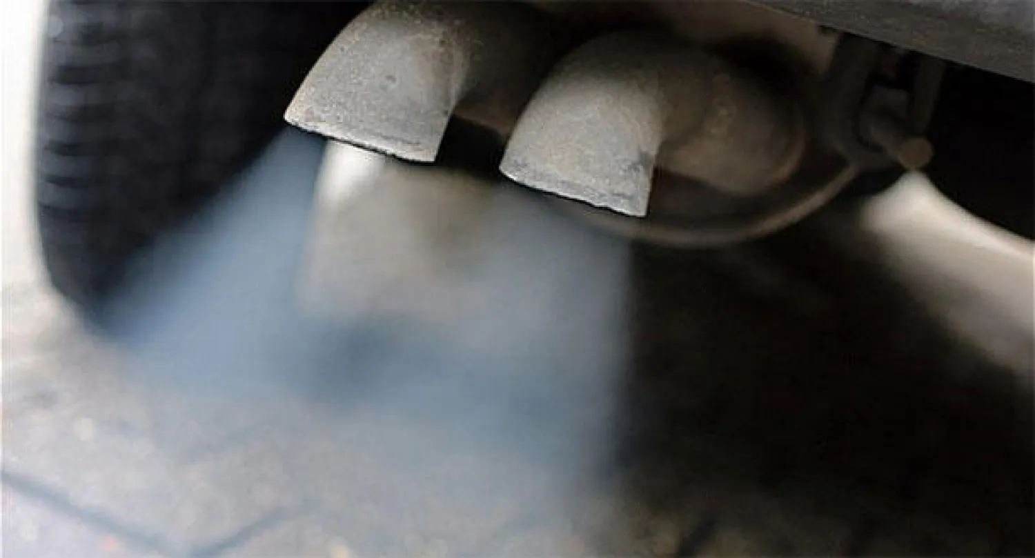 تشدد أوروبي في ضبط الانبعاثات الكربونية وألمانيا مع «حل وسط» يراعي صناعة السيارات