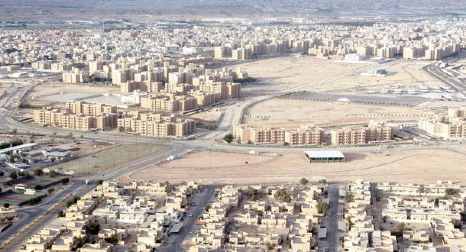 عقاريون سعوديون: مؤشرات تراجع أسعار العقار تثير مخاوف المستثمرين وتوقف مشاريعهم