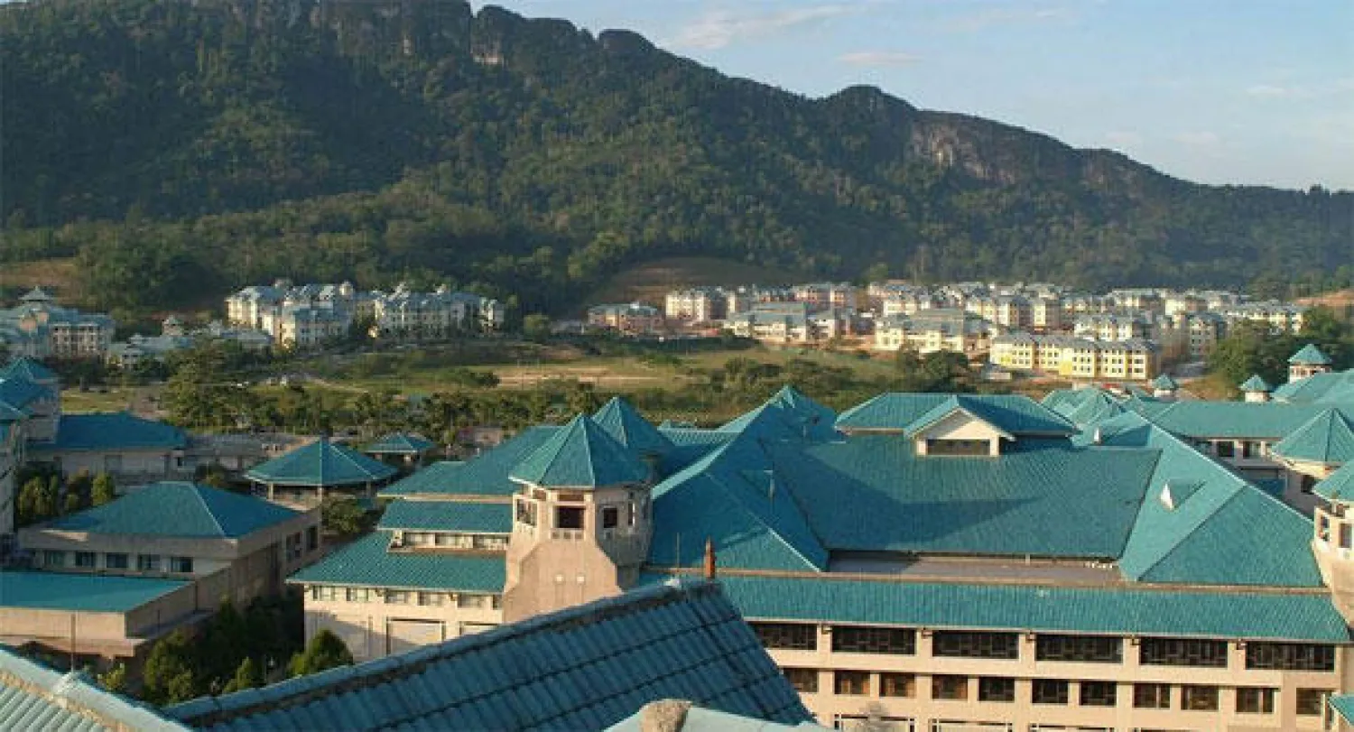 الأوقاف الإسلامية الماليزية تتحول للأسهم والسندات تأثرا بضعف العوائد