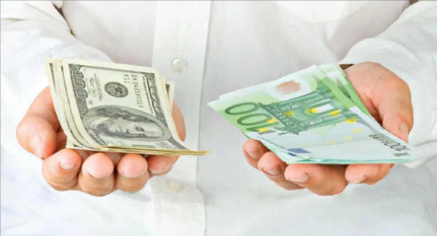 ارتفاع مؤشر الثقة للمستهلكين في منطقة اليورو وثبات في مناخ الأعمال