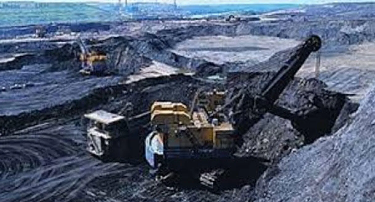 تباطؤ الاقتصاد الصيني واستخدام الغاز الصخري يشكلان ضغطا على أسعار البتروكيماويات