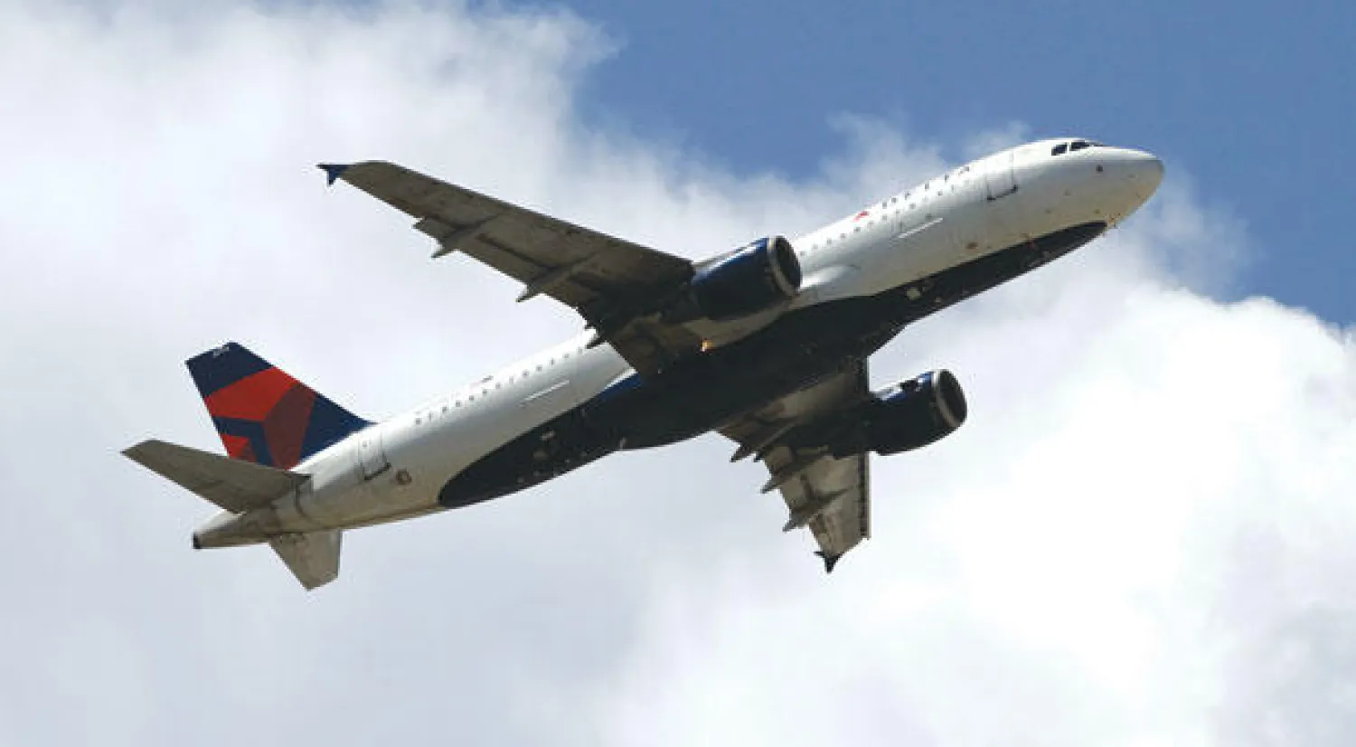 سيؤهل التحالف الجديد بين فيرجين ودلتا السفر بين لندن ونيويورك تسع مرات يوميا (أ.ب)