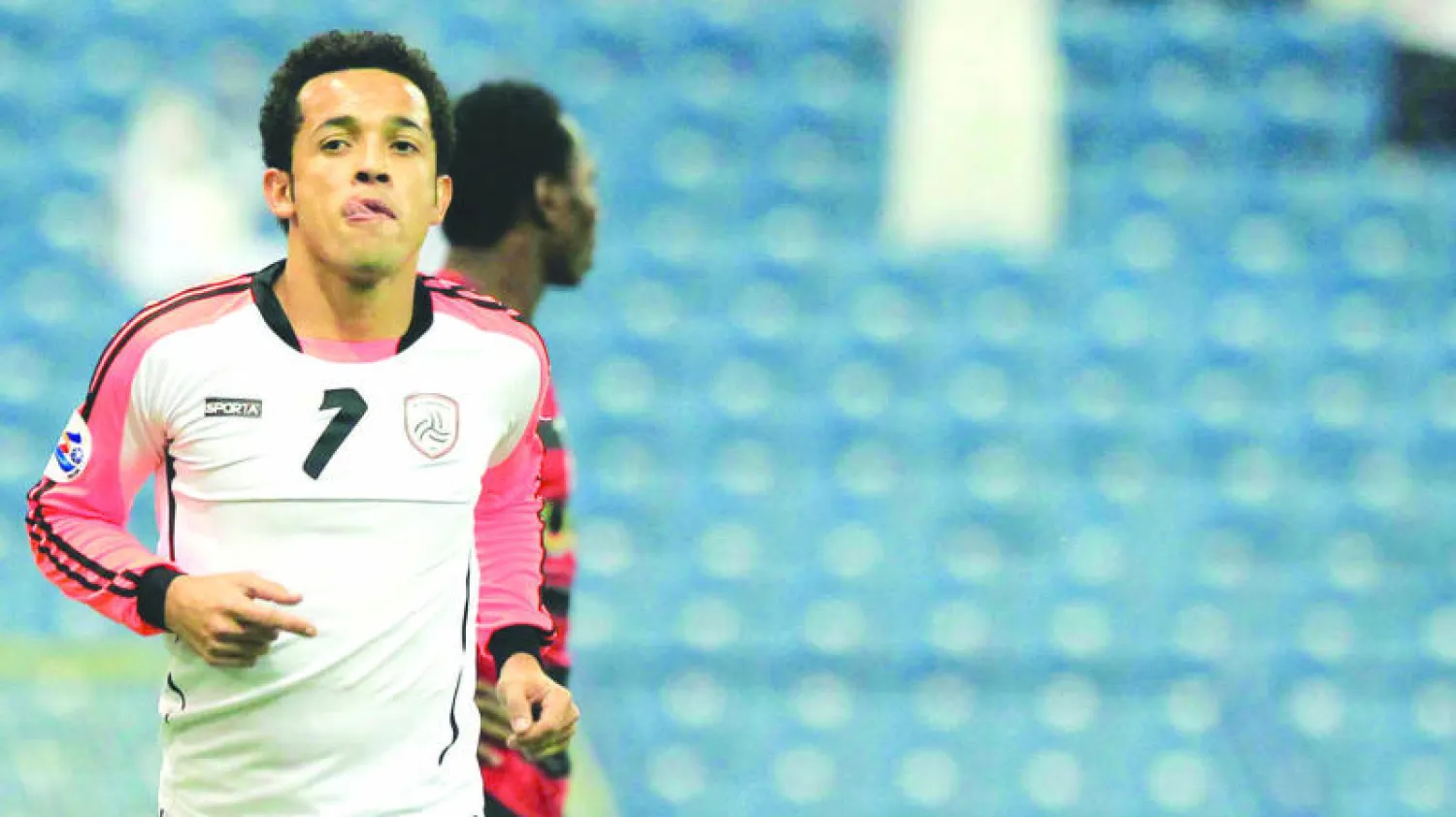 «تغريدة رافينها» تقلق جماهير الشباب