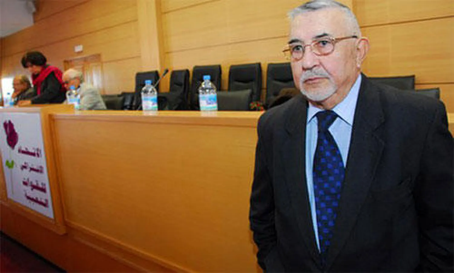 الاتحاد الاشتراكي المغربي المعارض يحسم غدا مصير رئيس فريقه النيابي