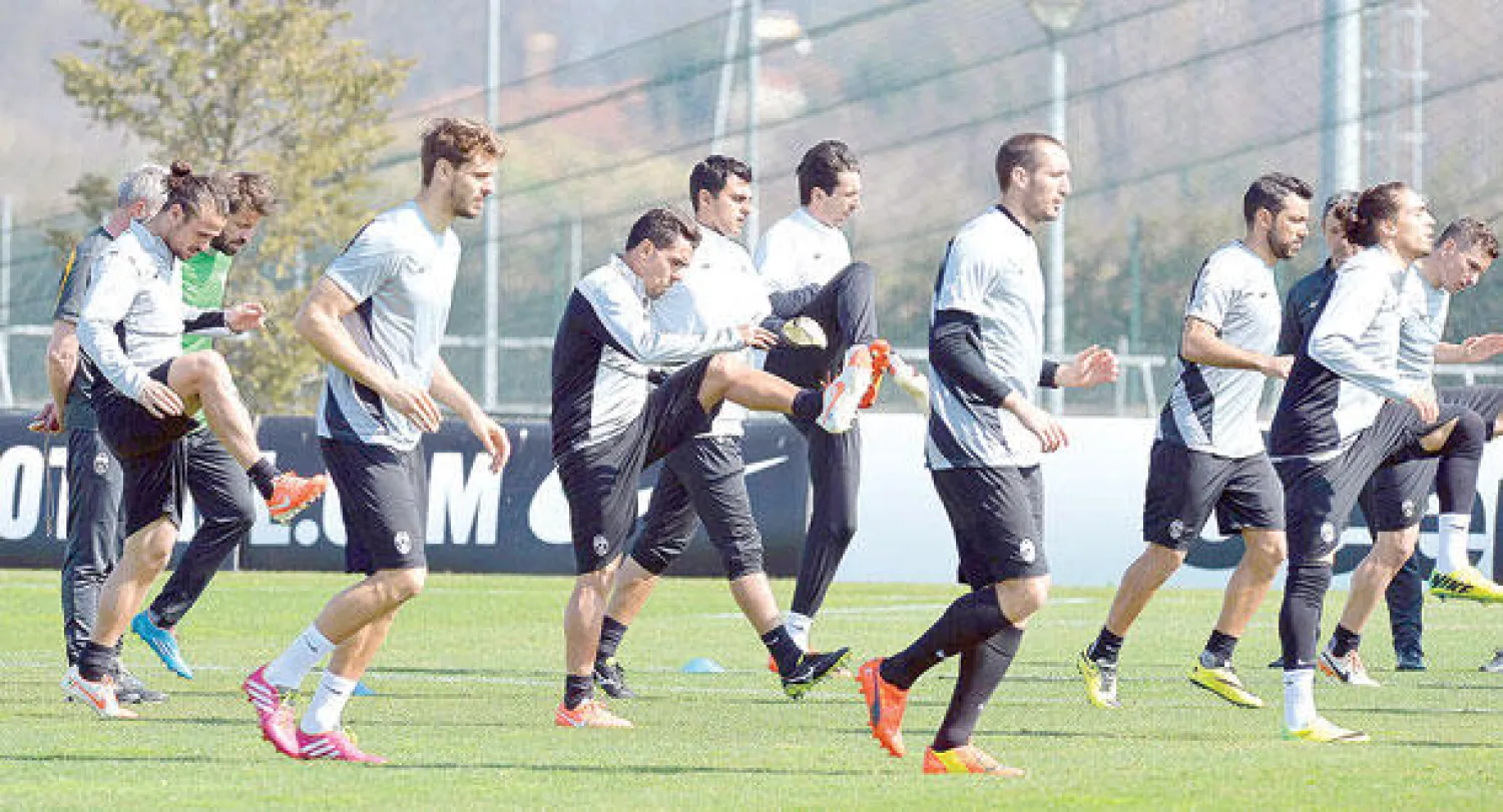 يوفنتوس يستعد لمواجهة ليون في نهائي مبكر (إ.ب.أ)