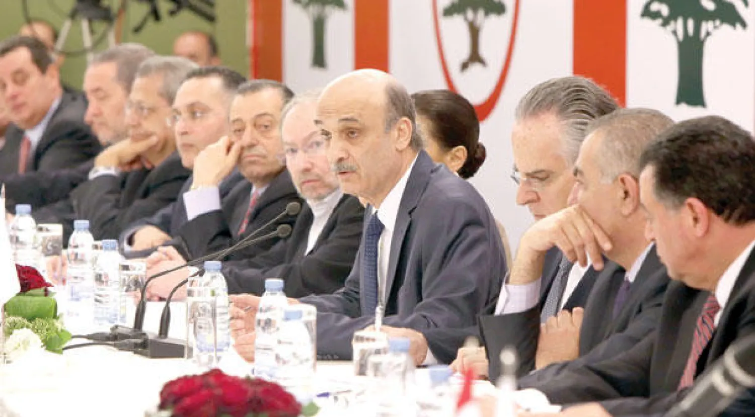 جعجع خلال مؤتمر صحافي في بيروت أمس (أ.ف.ب)