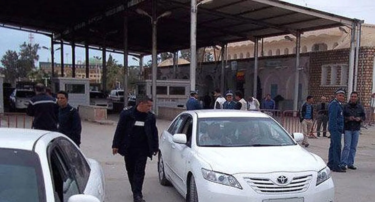 ليبيا تعيد فتح معبر رأس جدير الحدودي  مع تونس عقب لقاء بين وزيري داخلية البلدين