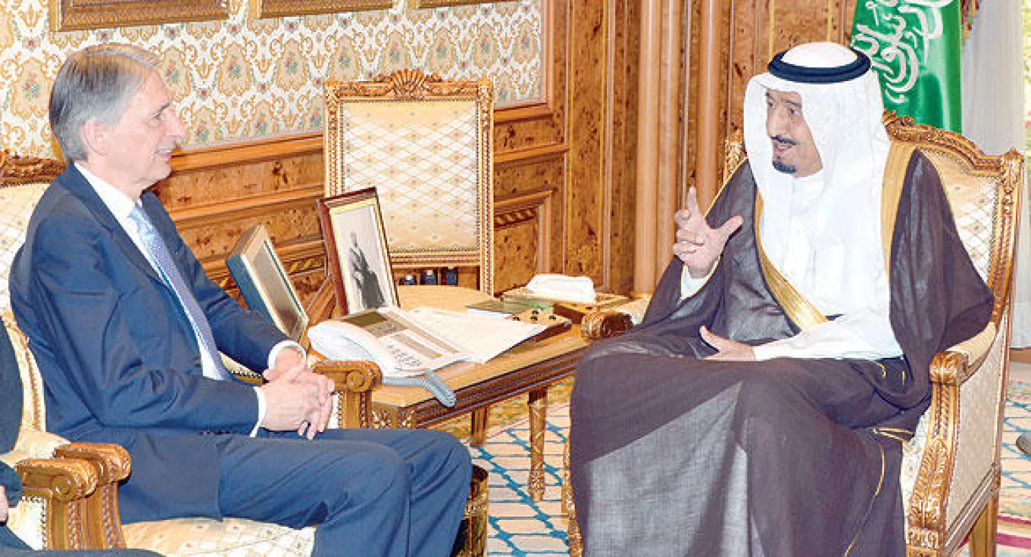 ولي العهد السعودي بحث مع وزير الدفاع البريطاني التعاون بين البلدين ومستجدات الأوضاع إقليميا ودوليا