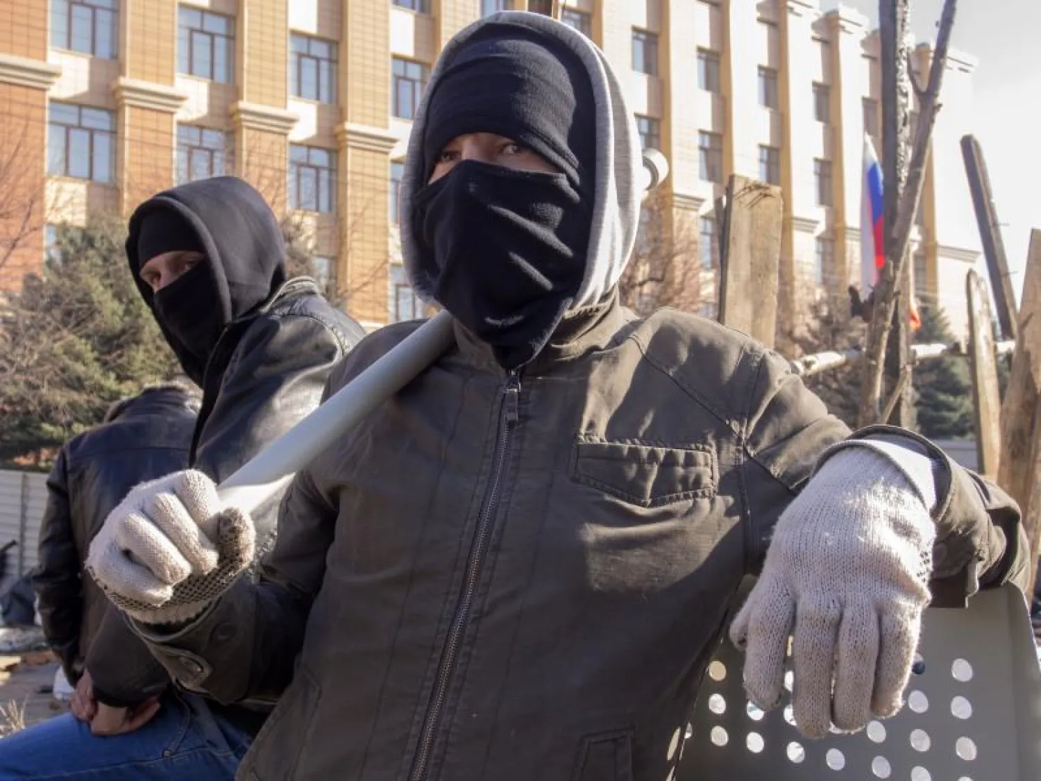 أوكرانيا: الانفصاليون «إرهابيون ومجرمون»